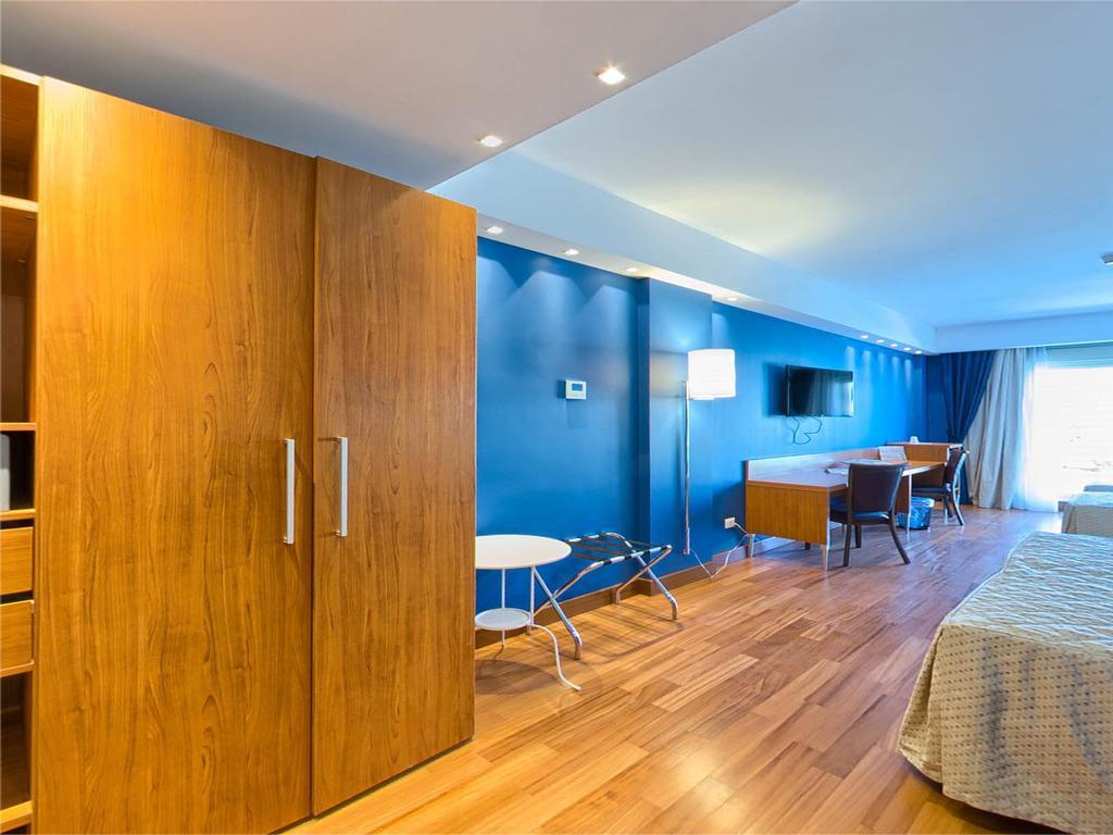 International Airport Hotel 4*